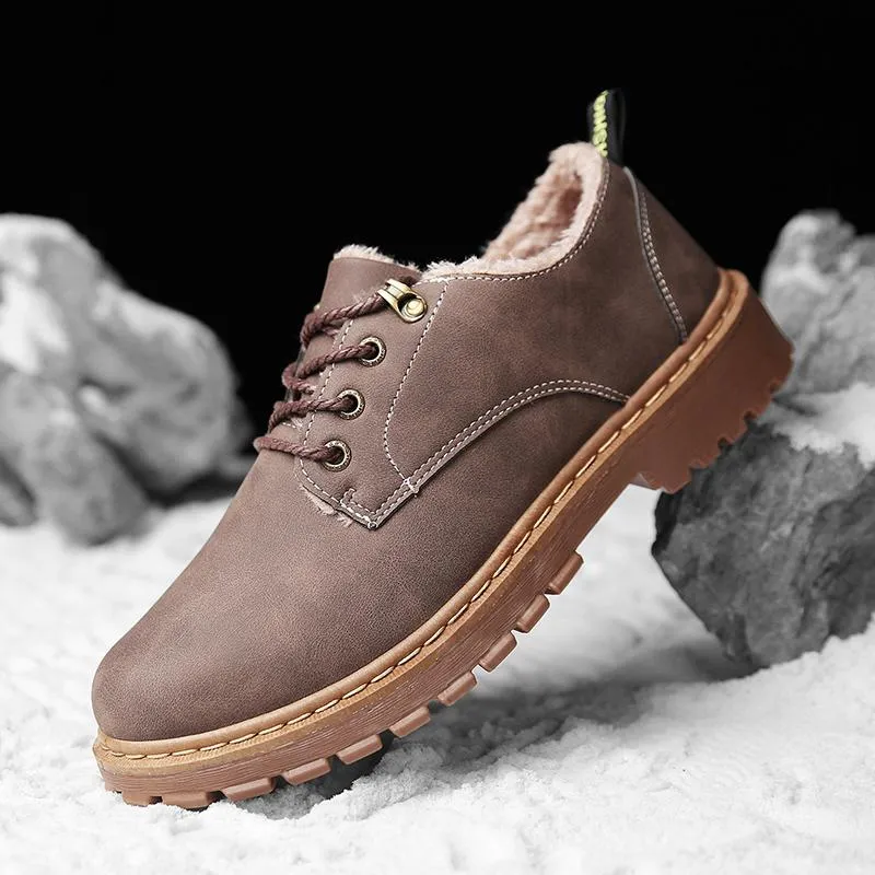 Men's Autumn/Winter Casual Leather Shoes With Plush