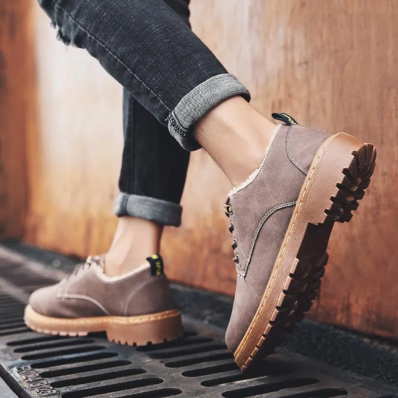 Men's Autumn/Winter Casual Leather Shoes With Plush