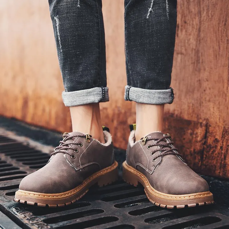 Men's Autumn/Winter Casual Leather Shoes With Plush