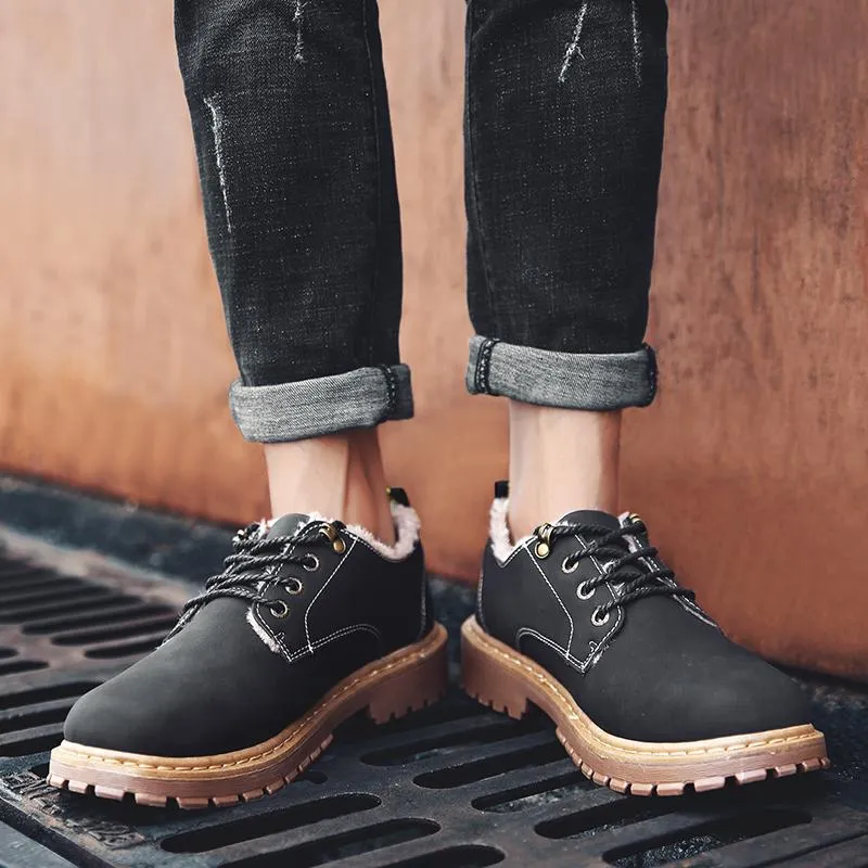 Men's Autumn/Winter Casual Leather Shoes With Plush