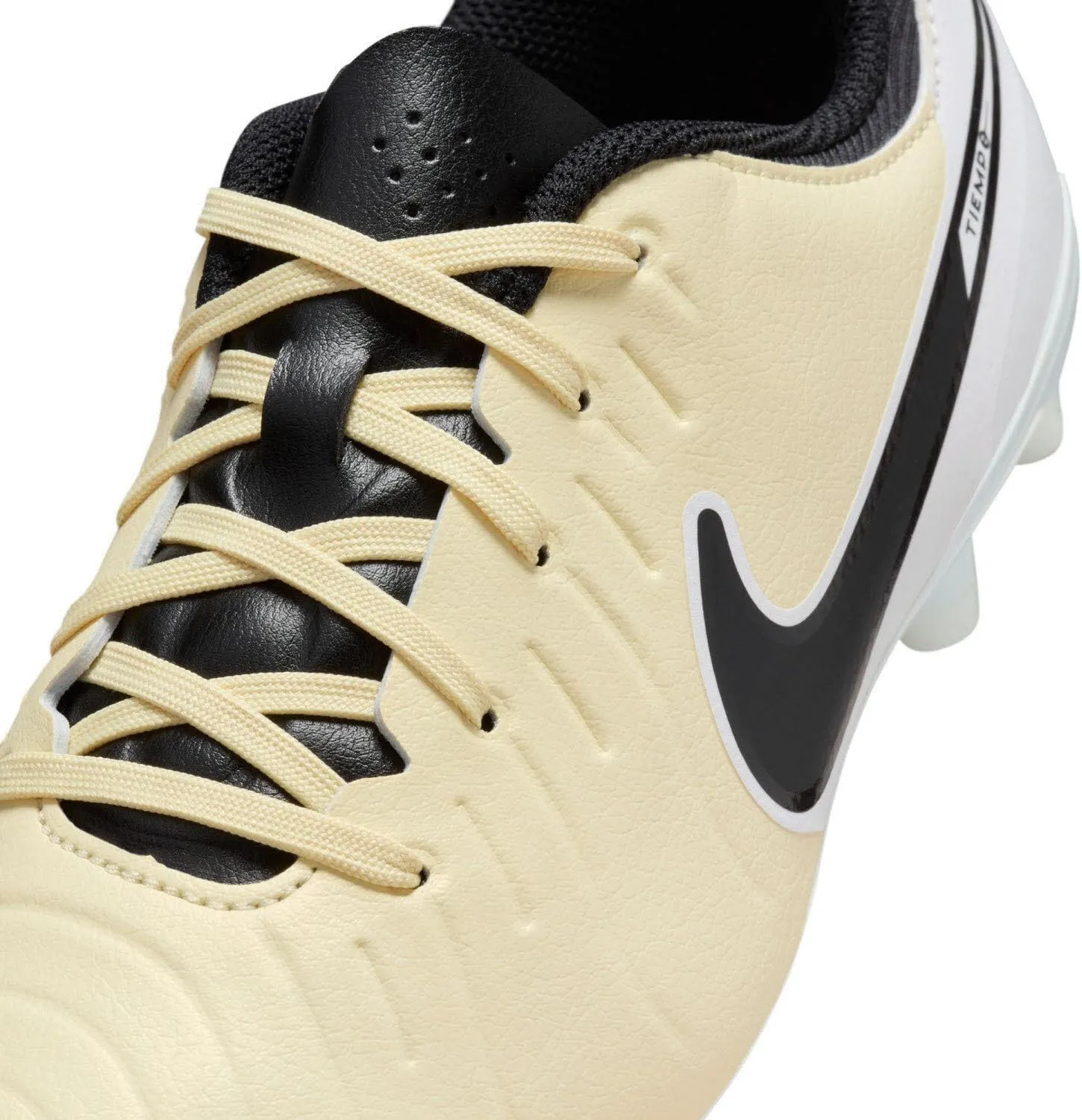 Nike Boy's Soccer Football Boots